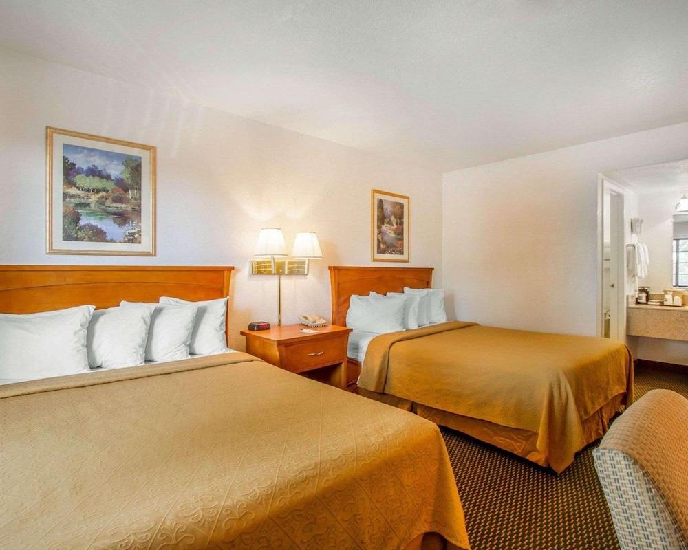 Quality Inn Flagstaff East I-40 מראה חיצוני תמונה