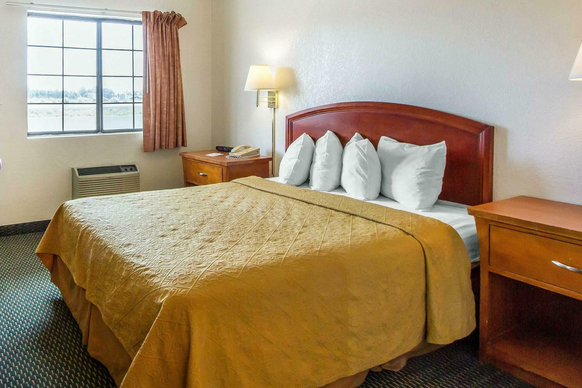 Quality Inn Flagstaff East I-40 מראה חיצוני תמונה